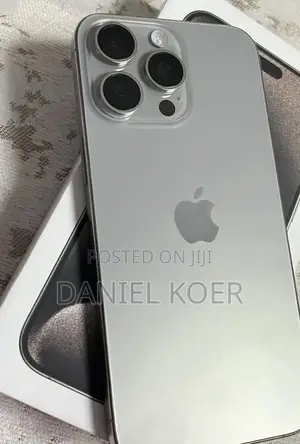 Apple iPhone 15 Pro Max 256 GB Silver