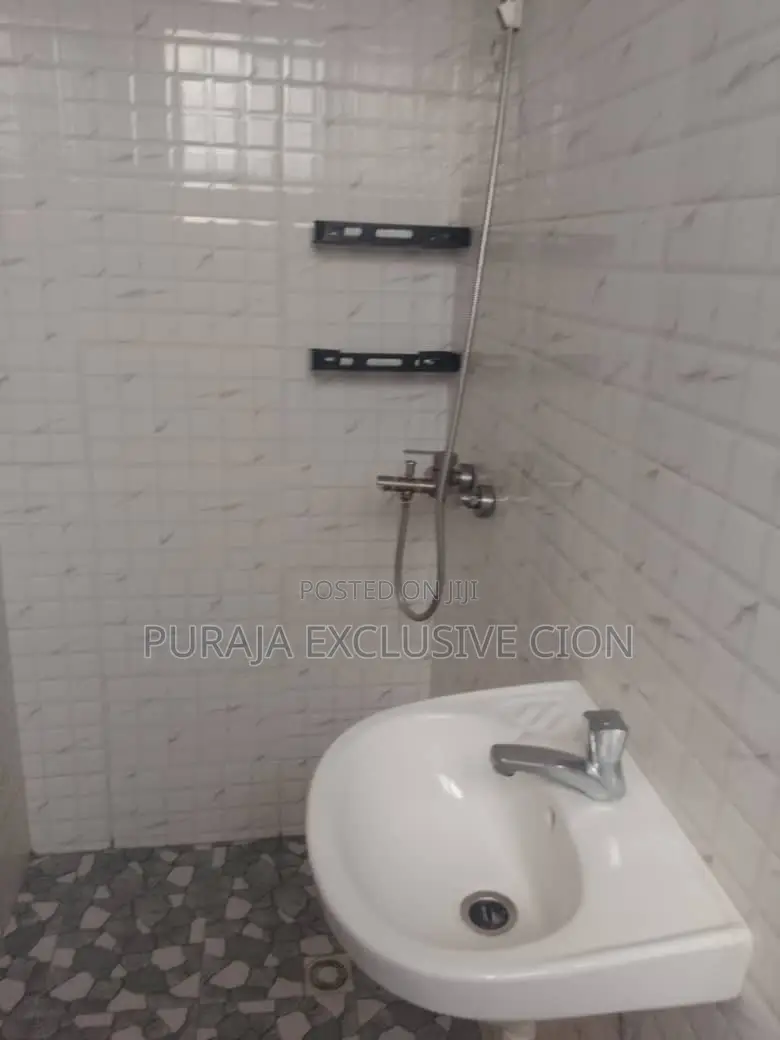 1bdrm Room & Parlour in Chado, Tseaddo for rent