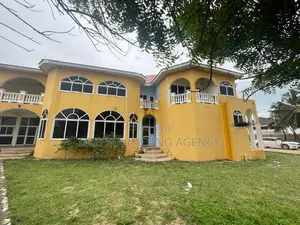 10bdrm Villa in Beachfront Resort for sale