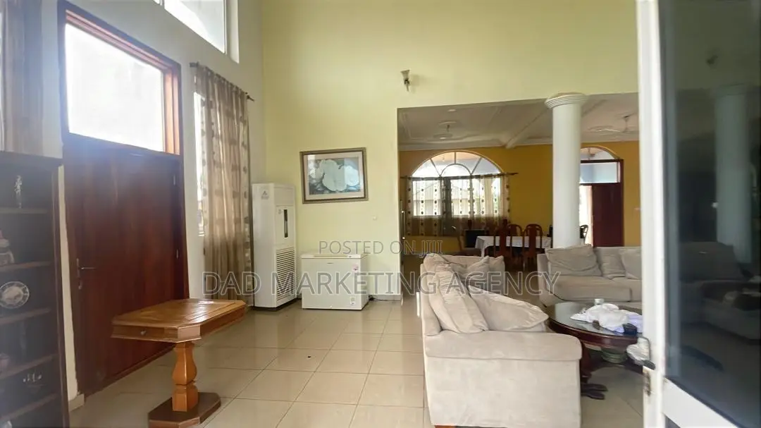 10bdrm Villa in Beachfront Resort for sale