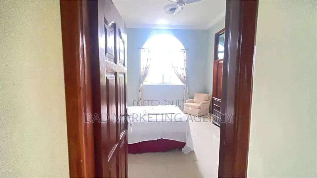 10bdrm Villa in Beachfront Resort for sale