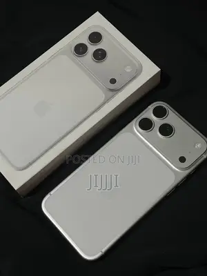 Apple iPhone 17 Pro Max 256 GB Silver