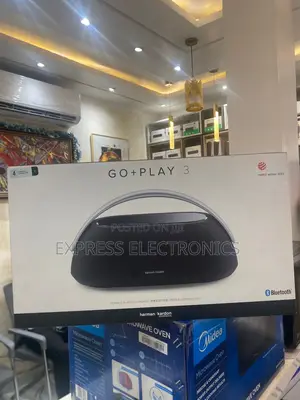 Harman Kardon Go + Play 3's Sleek Design