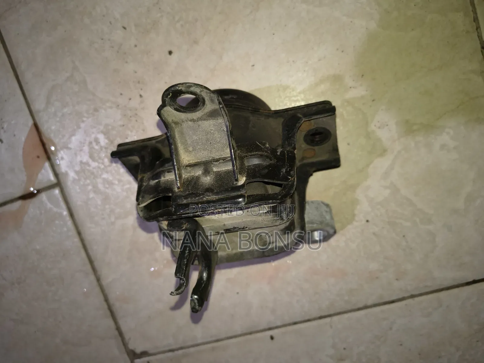 2016 Chevrolet Spark Gear Box Seat