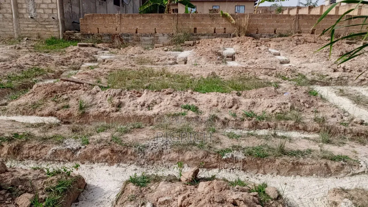 Full Plot of Land at Adumakase Kese