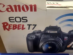 Canon Eos Rebel T7