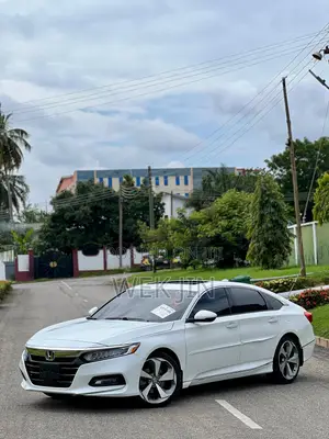 Honda Accord 2018 White