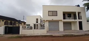 2bdrm House in Accra Metropolitan for rent