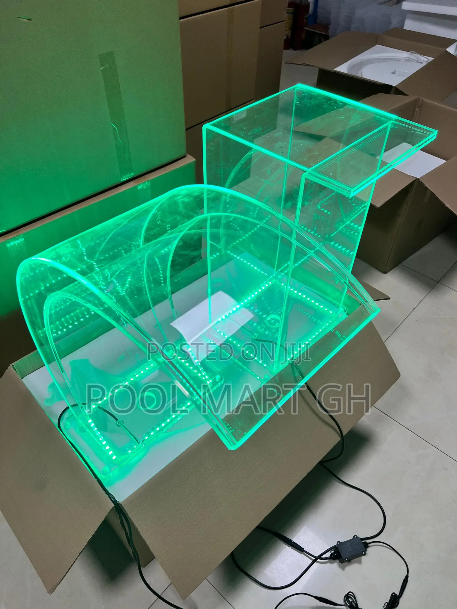 Acrylic Arkhook Fountain