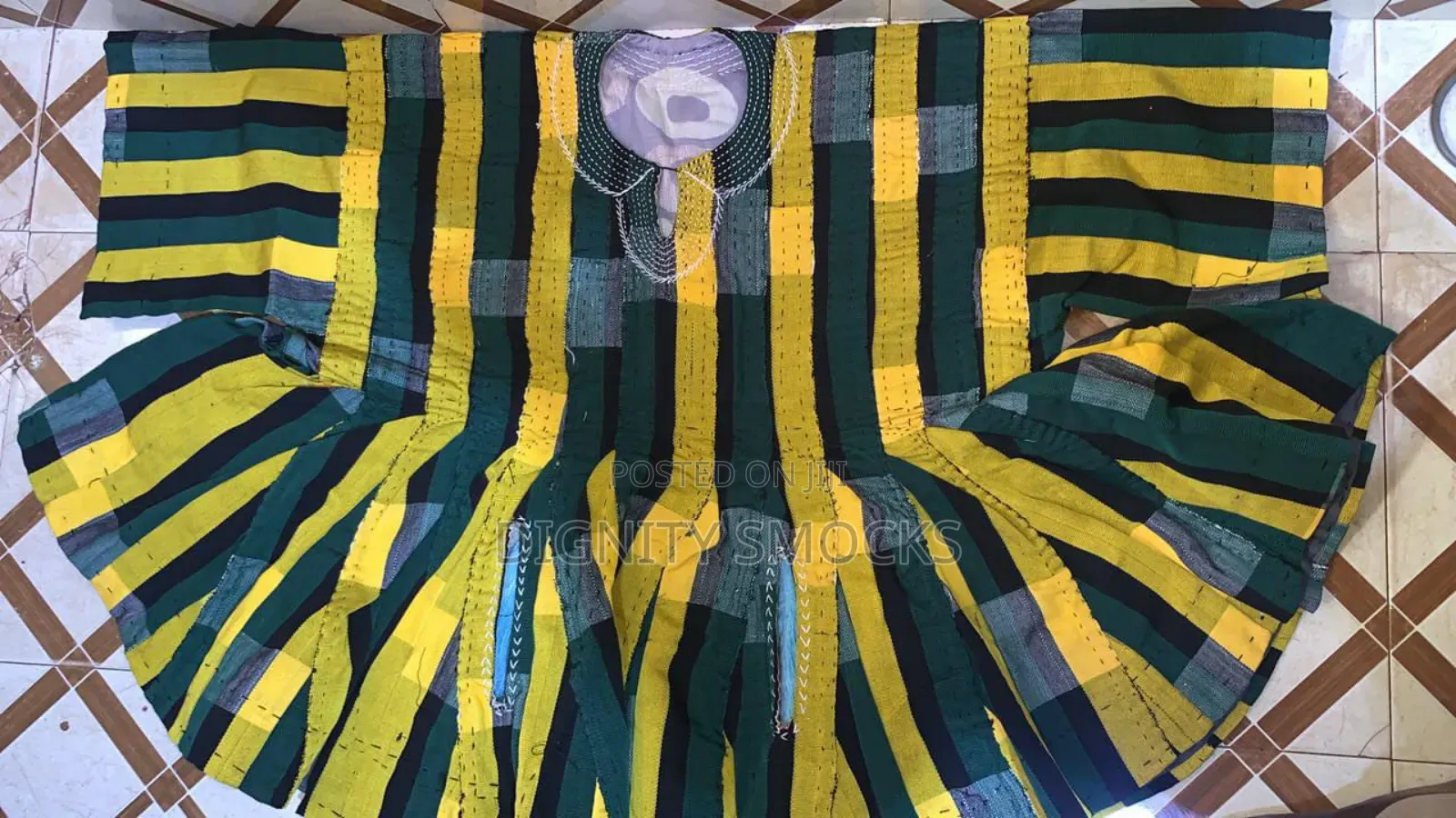 Dignity Smocks