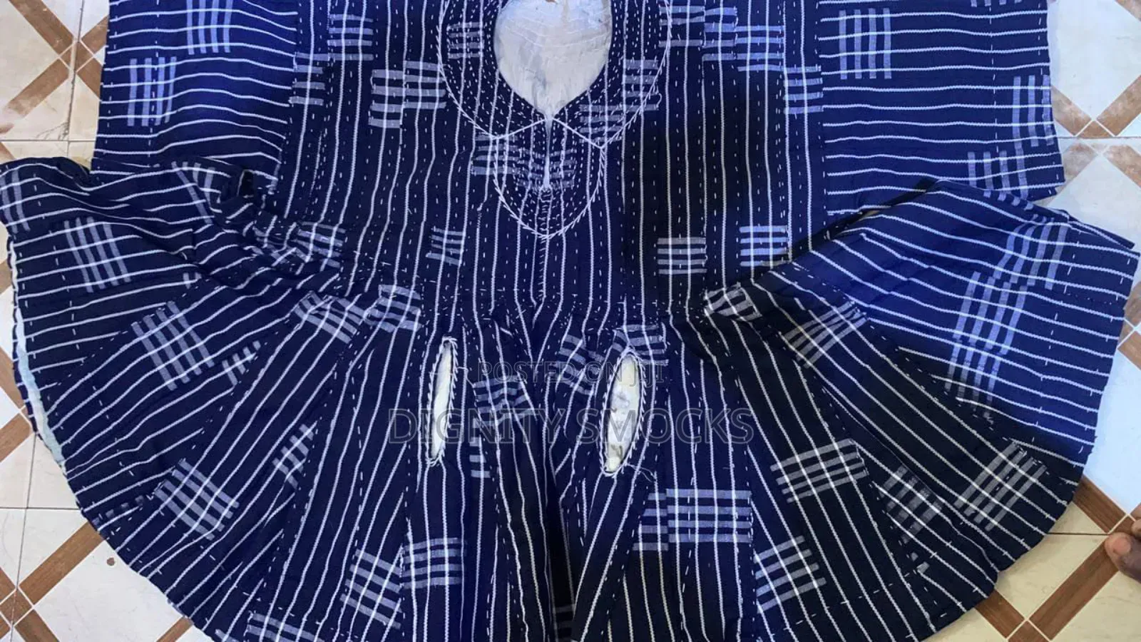 Dignity Smocks