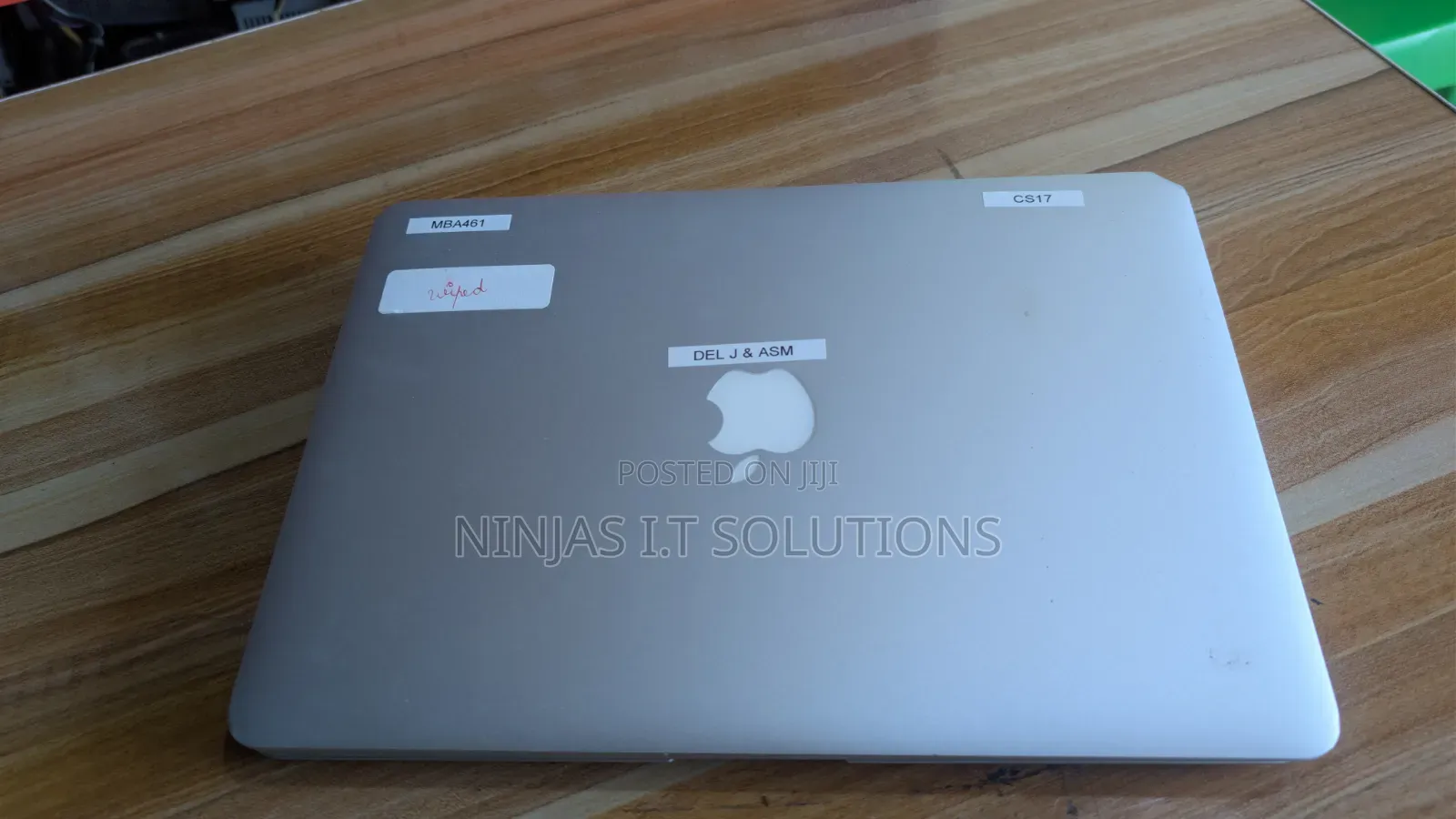 Laptop Apple MacBook Pro 2017 8GB Intel Core i5 SSD 256GB