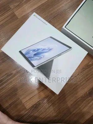 New Microsoft Surface Pro 256 GB Gray