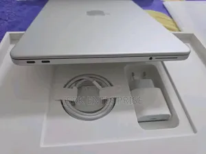 New Laptop Apple MacBook Neo 2026 8GB Apple M5 Pro SSD 256GB