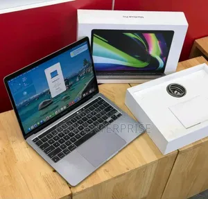 New Laptop Apple MacBook Pro 16GB Apple M1 Pro SSD 512GB