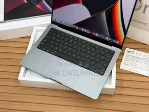 Laptop Apple MacBook Pro 32GB Apple M2 SSD 1T