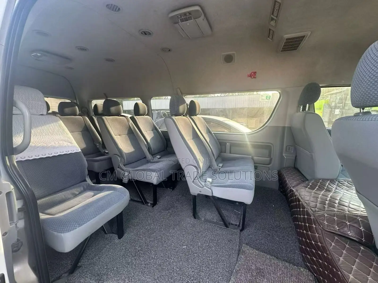 Toyota HiAce 2022 Beige