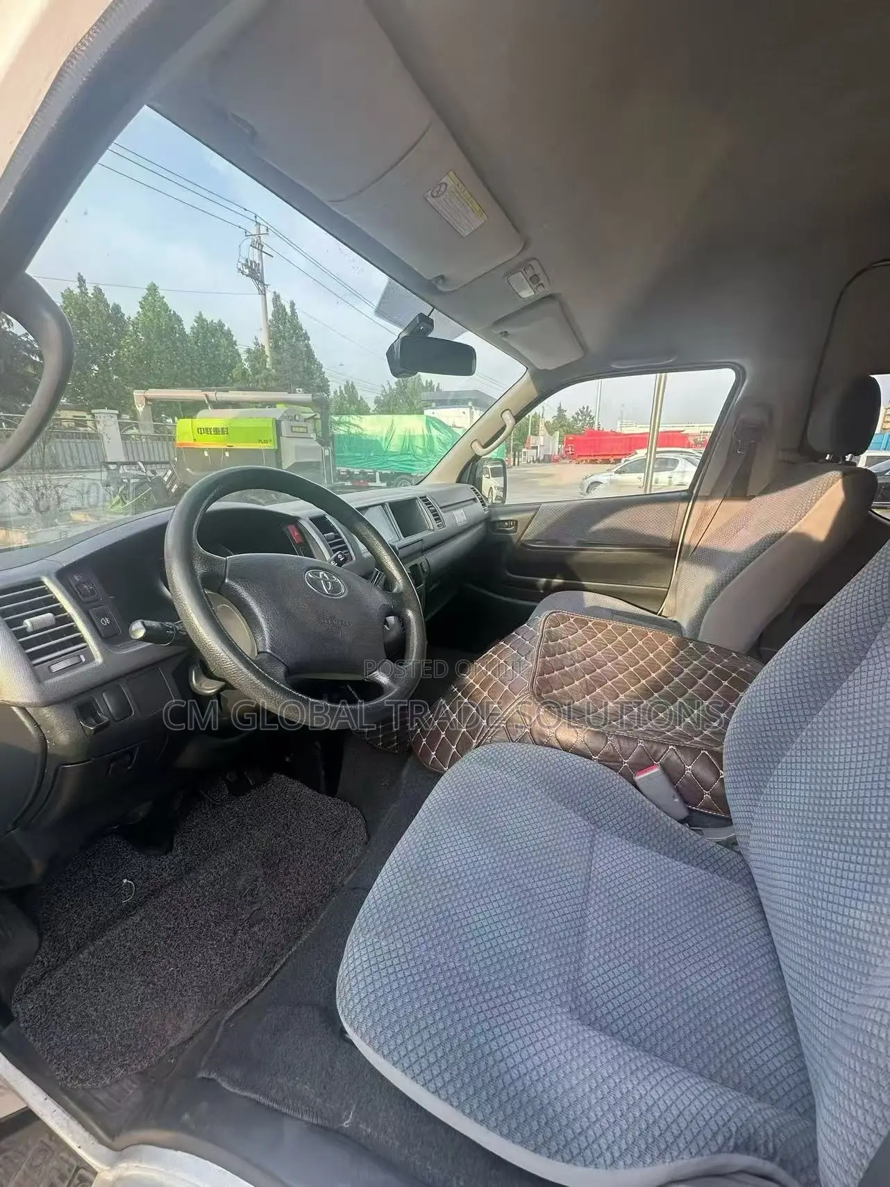 Toyota HiAce 2022 Beige