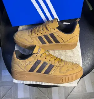 Adidas D-Pad Classic Sneakers