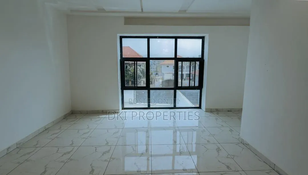 4bdrm House in Dki Properties, Oyarifa Mall Area for rent