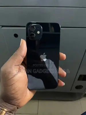 Apple iPhone 12 64 GB Black