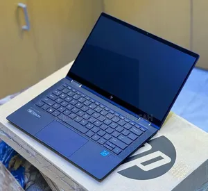 Laptop HP Dragonfly G4 16GB Intel Core i5 SSD 256GB