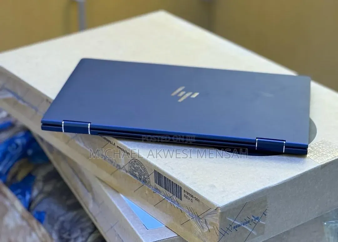 Laptop HP Dragonfly G4 16GB Intel Core i5 SSD 256GB