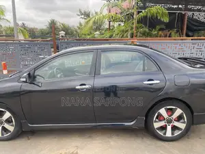 Toyota Corolla 2012 Black