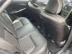 Toyota Corolla 2012 Black