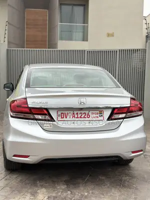Honda Civic EX 4dr Sedan (1.8L 4cyl CVT) 2015 Silver