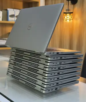 Laptop Dell Latitude 5320 16GB Intel Core i5 SSD 256GB
