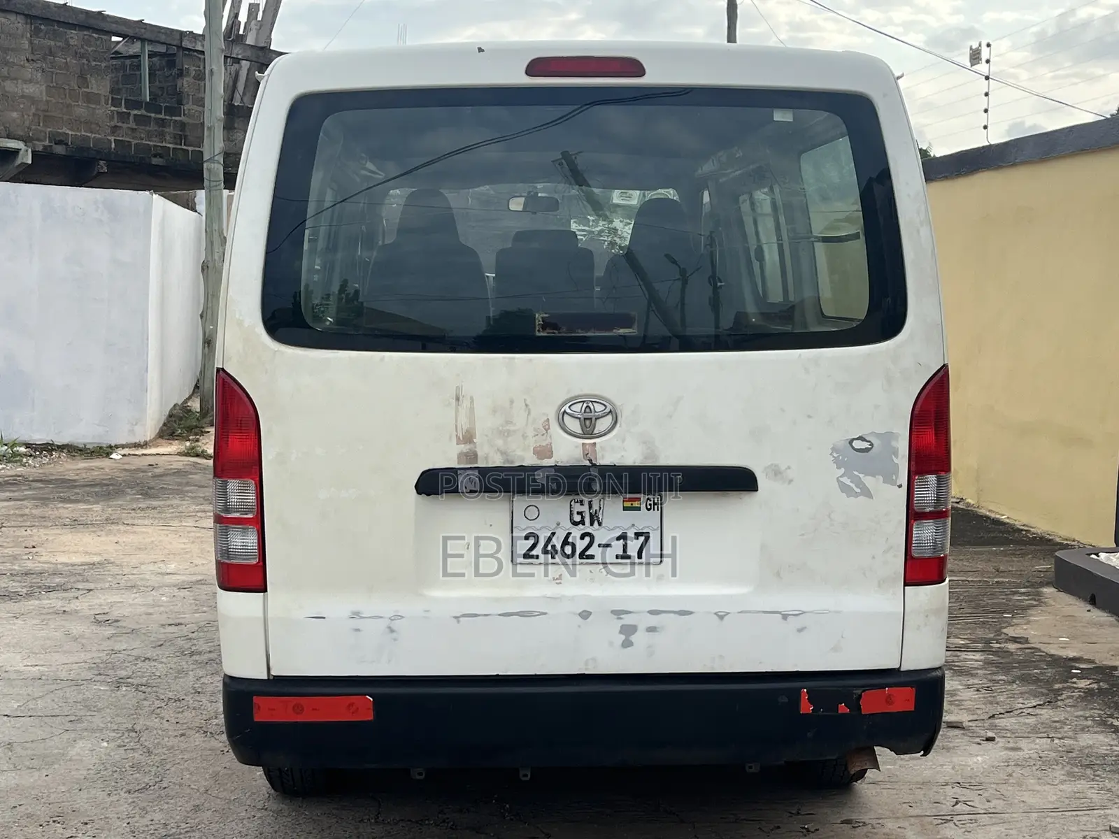 Toyota HiAce 2008 White