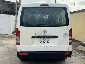 Toyota HiAce 2008 White