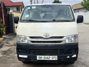 Toyota HiAce 2008 White