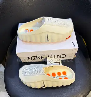 Nike Mind 001 Slides