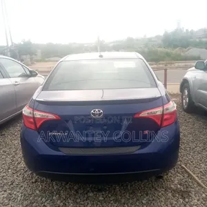 Toyota Corolla 2016 Blue