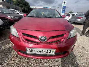Toyota Corolla LE 4dr Sedan (1.8L 4cyl 4A) 2013 Red