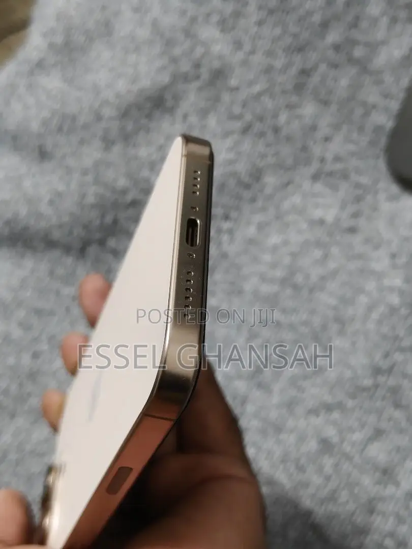 Apple iPhone 16 Pro Max 256 GB Gold