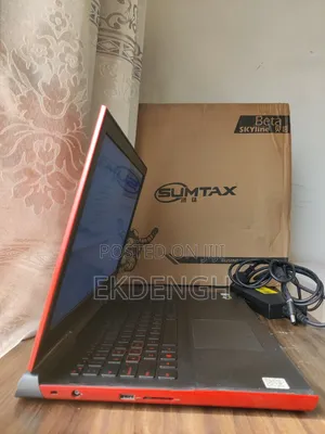 Laptop Dell Inspiron 15 7567 8GB Intel Core i5 HDD+SSD 1T