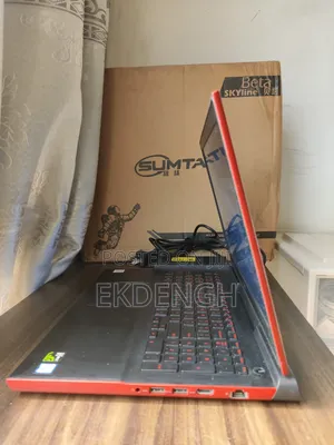 Laptop Dell Inspiron 15 7567 8GB Intel Core i5 HDD+SSD 1T