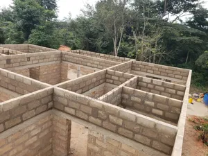 4bdrm House in Appiah Kubi Jerry, Akuapim North for sale
