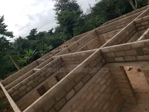 4bdrm House in Appiah Kubi Jerry, Akuapim North for sale