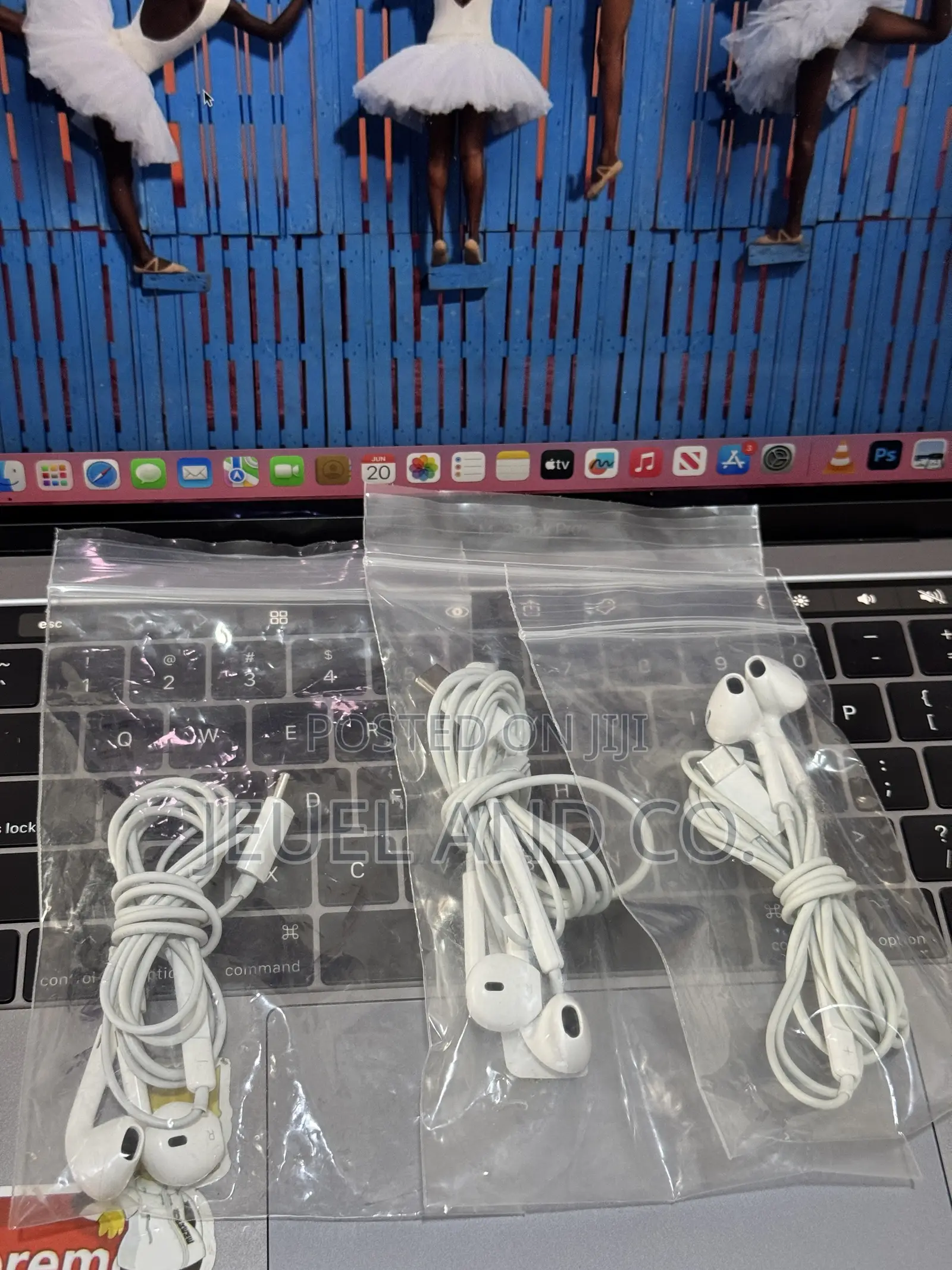 Pre-Owned Original(Oem) Apple Earpods Usb C (Type C)