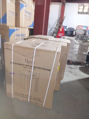 Roch 10kg Family-Sized Twin Tub Washing Machine