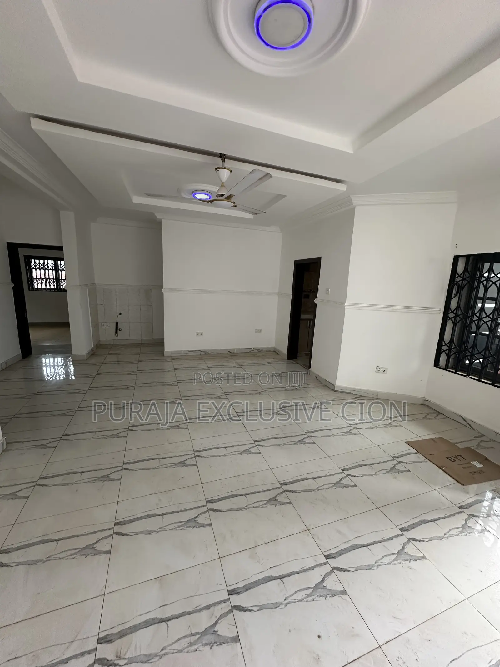 3bdrm Block of Flats in Weija, Choice, Old Barrier for rent