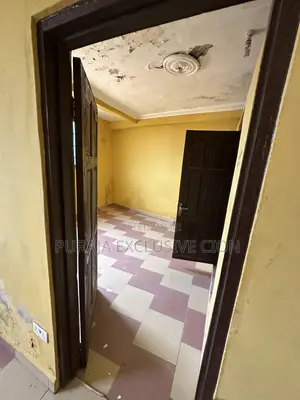 1bdrm Room & Parlour in Weija, Choice, Old Barrier for rent