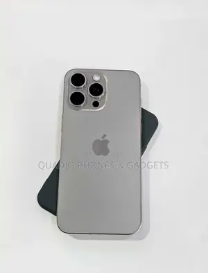 Apple iPhone 15 Pro Max 256 GB Silver