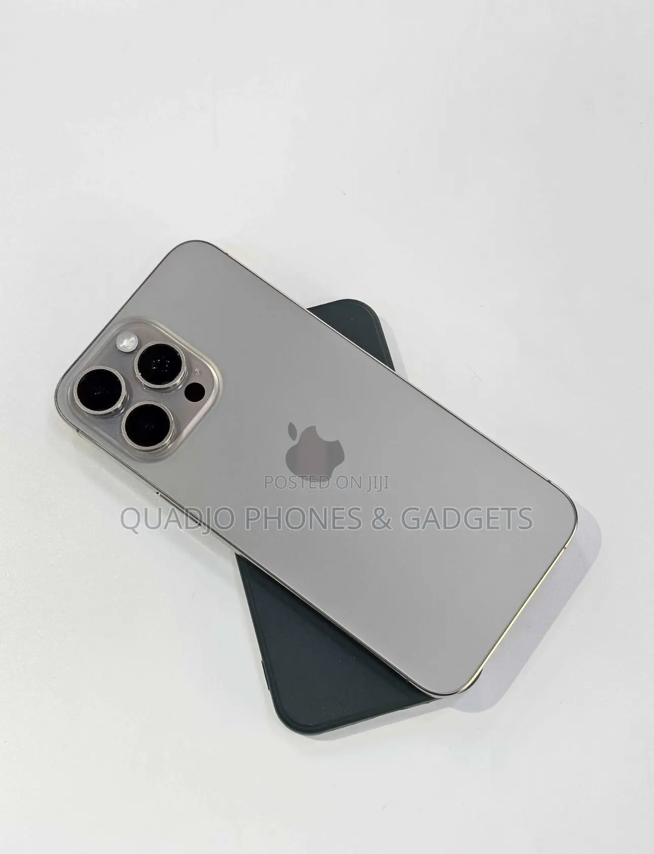 Apple iPhone 15 Pro Max 256 GB Silver