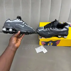 Nike Shox Ride 2 Sneakers Available (Location: Adum Kumasi)