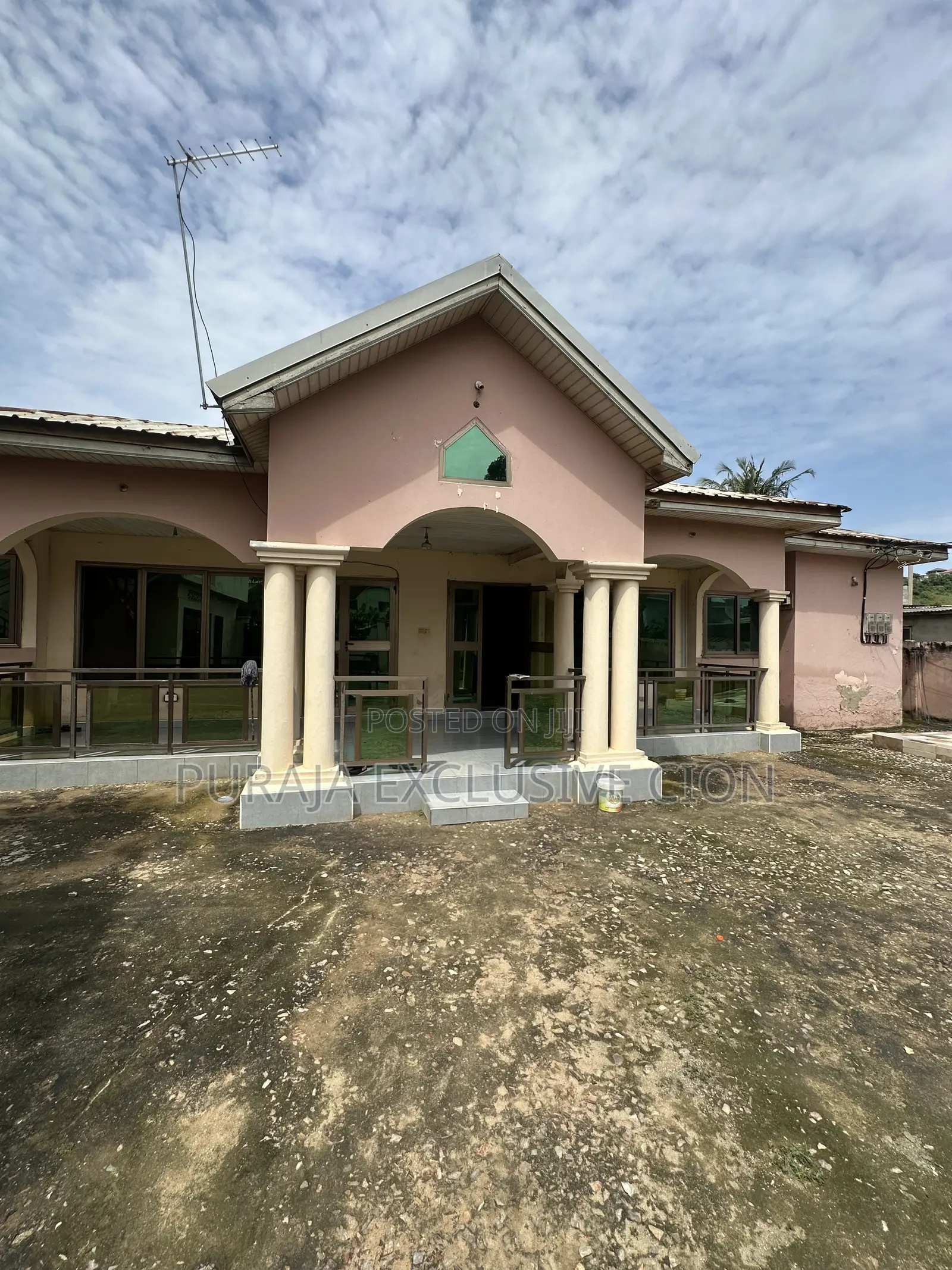 2bdrm Apartment in Weija, Choice, Old Barrier for rent